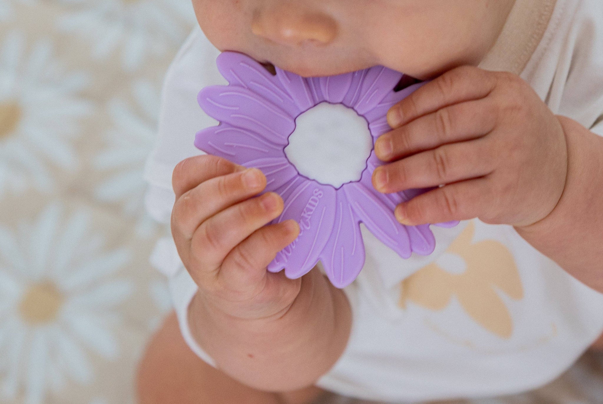 Silicone Teether - Lilac Daisy