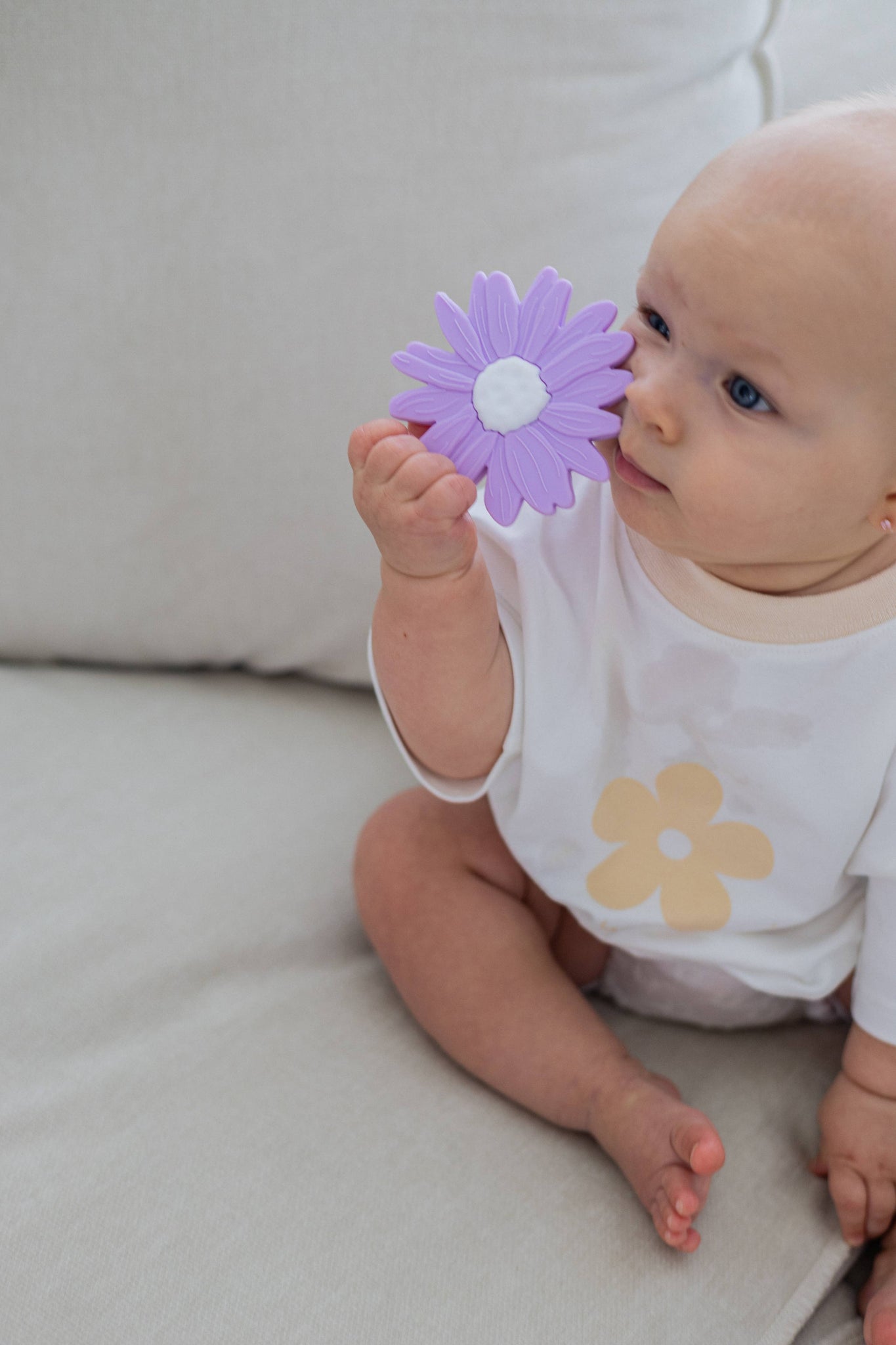 Silicone Teether - Lilac Daisy